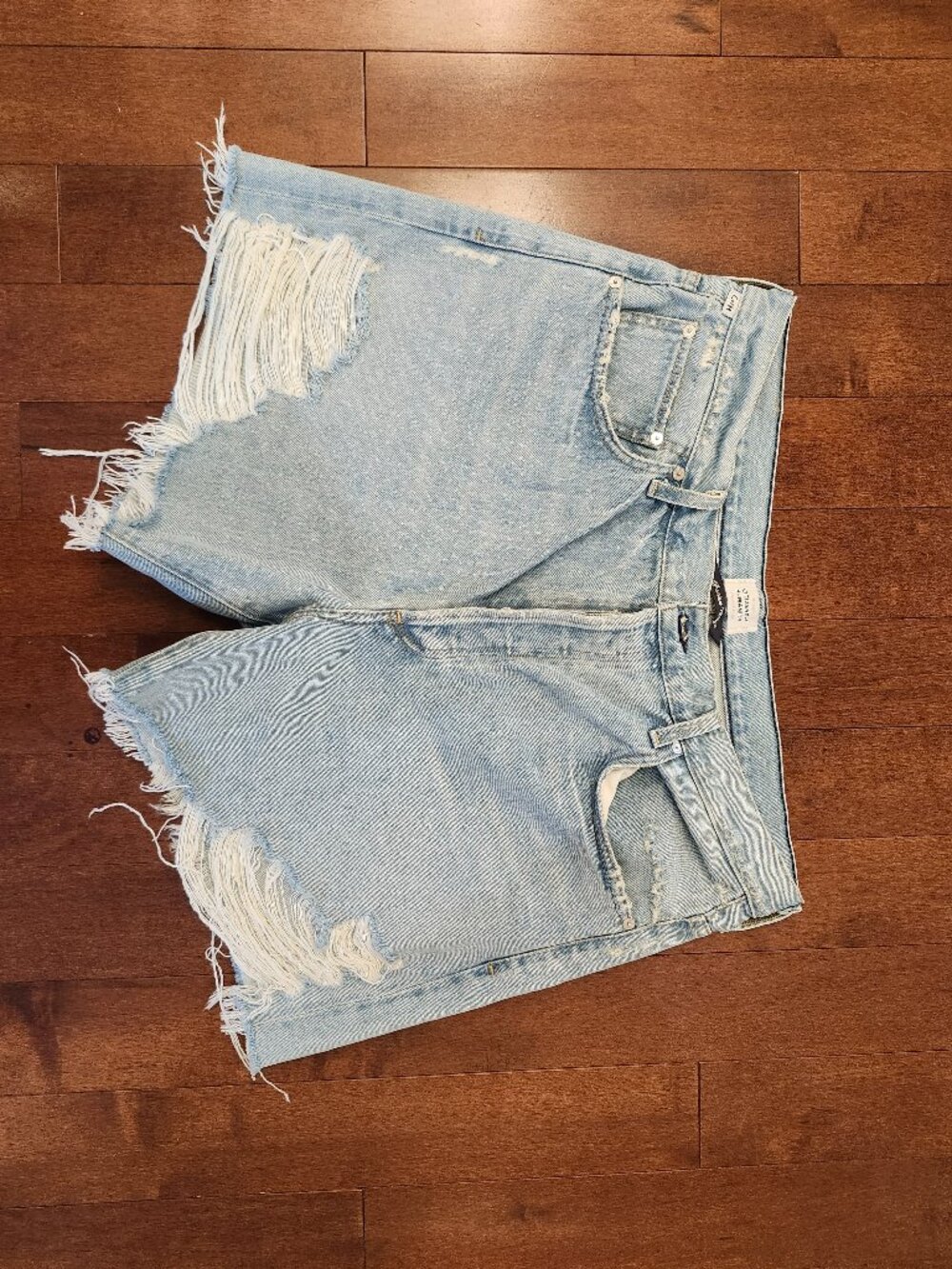 Citizens of Humanity women's jean shorts in size 33 organic cotton